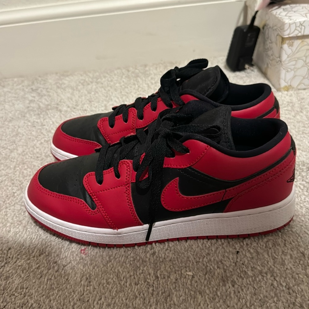 Jordan 1 Low ‘Reverse Bred’ 7Y/8.5W